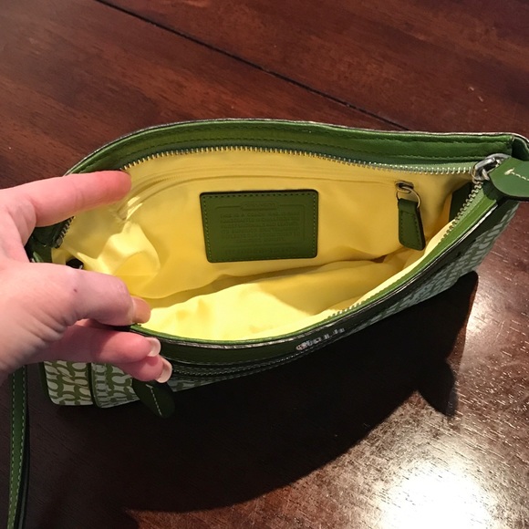 A Green Coach Wristlet - Picture 6 of 8